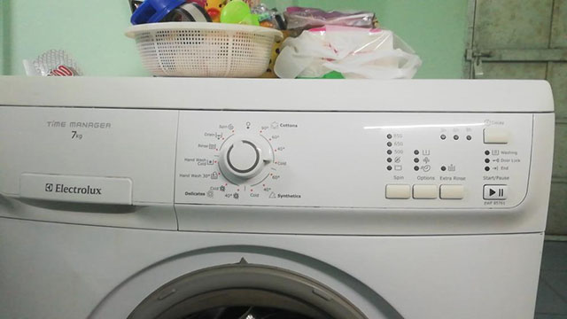 Hướng dẫn cách dùng máy giặt Electrolux Ewf85761